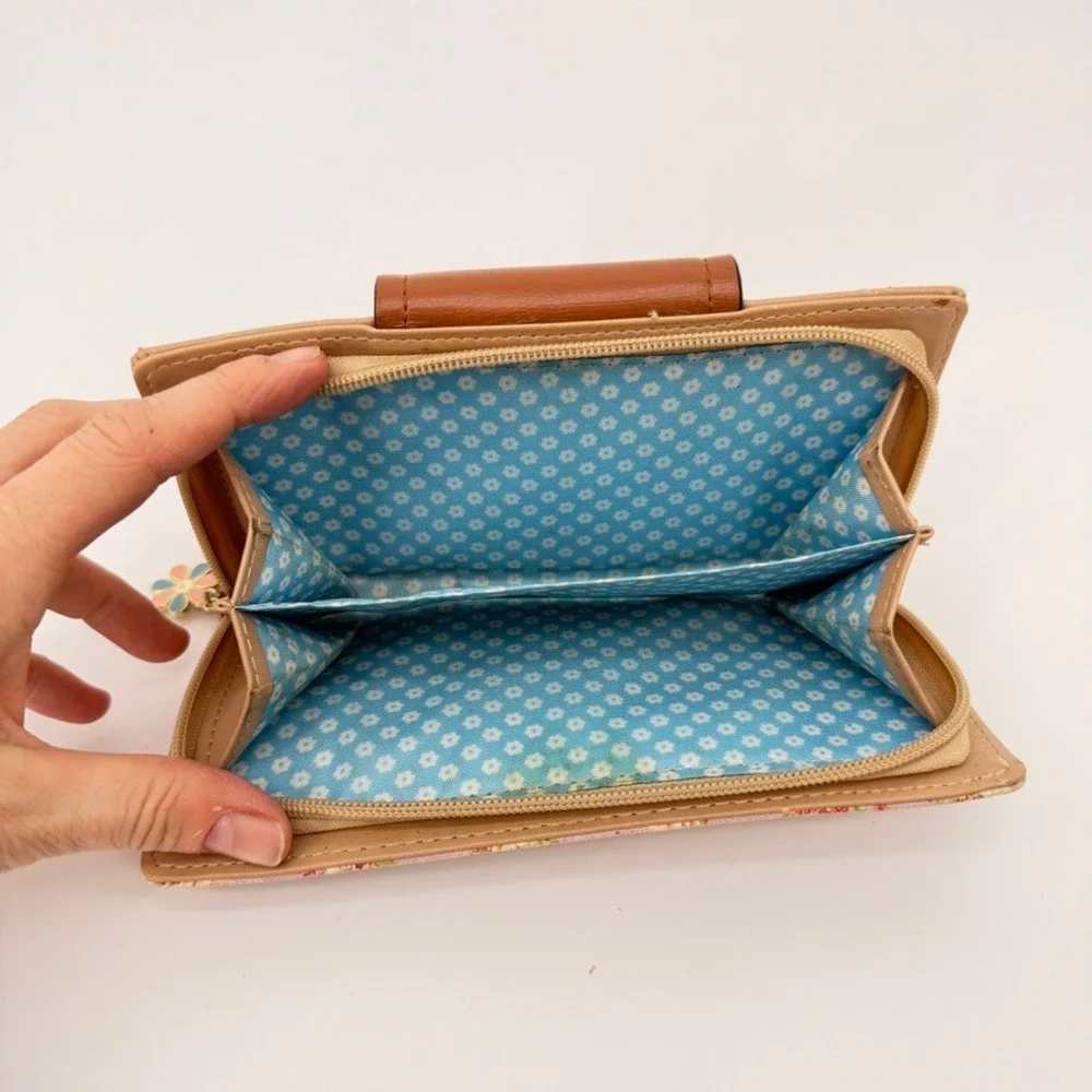 ETIAL Collection‎ Wallet Floral Print Scalloped Snap Zipper Purple Cottage Core